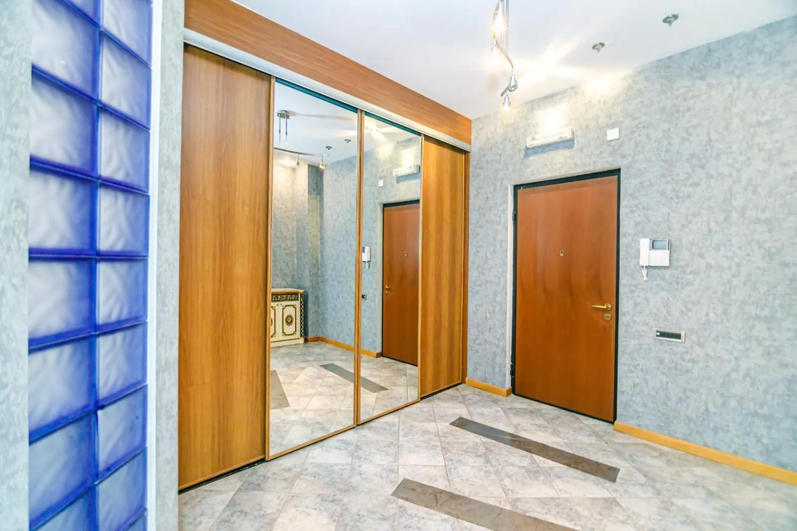 Chopard Apartment Bakü